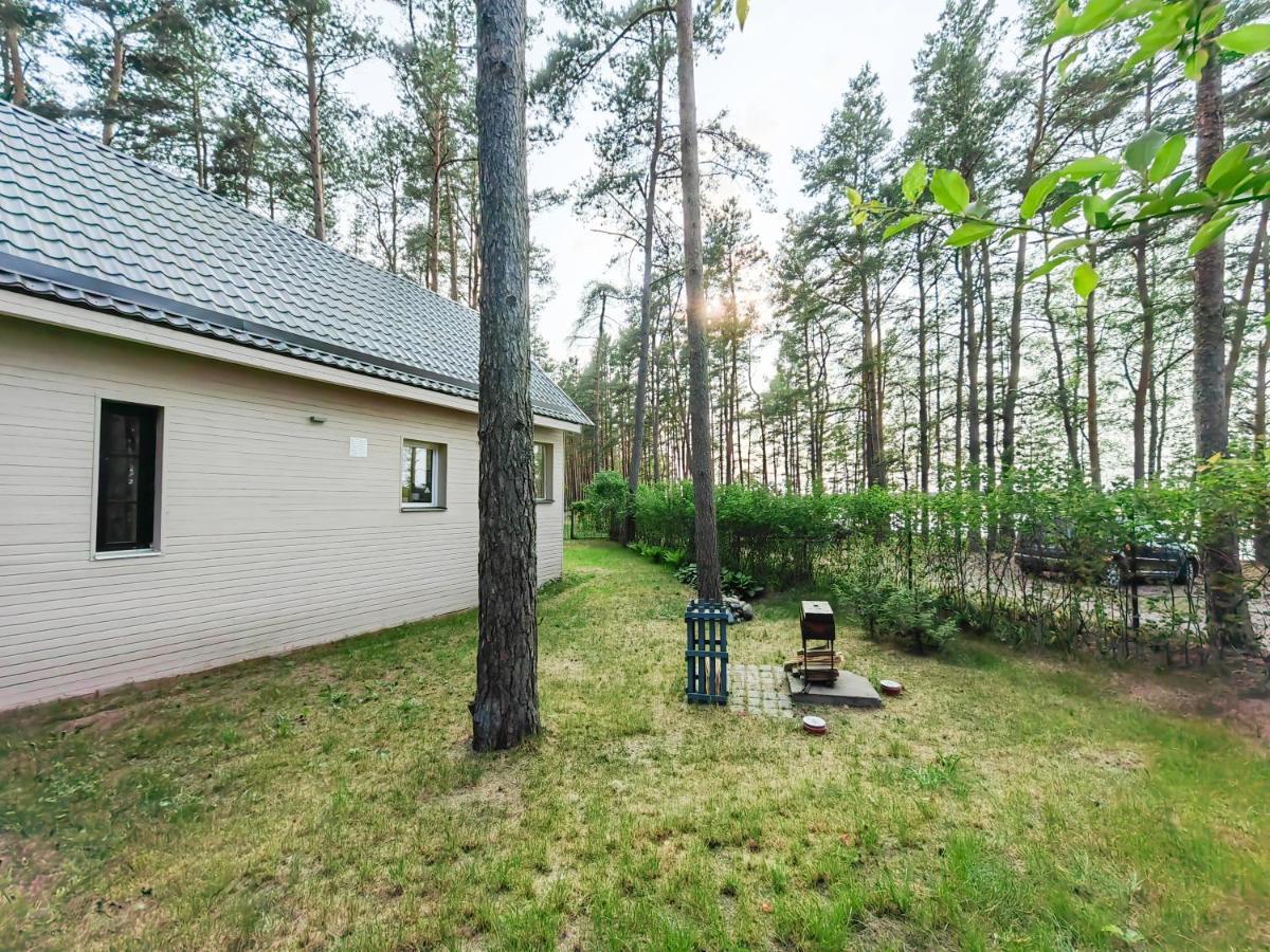 River Bank Vacation Home ยูร์มาลา ภายนอก รูปภาพ