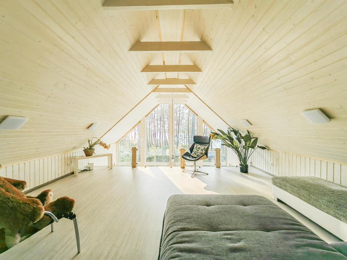 River Bank Vacation Home ยูร์มาลา ภายนอก รูปภาพ