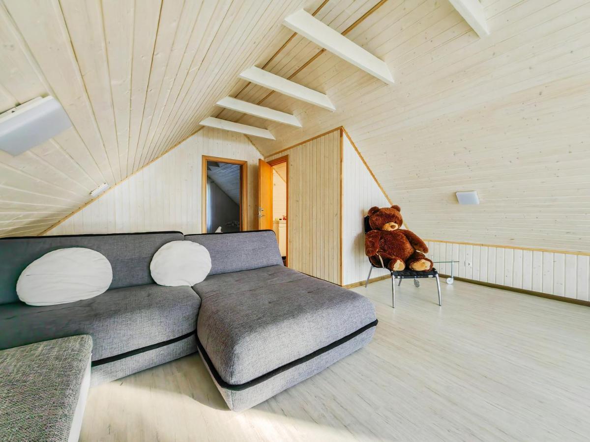 River Bank Vacation Home ยูร์มาลา ภายนอก รูปภาพ