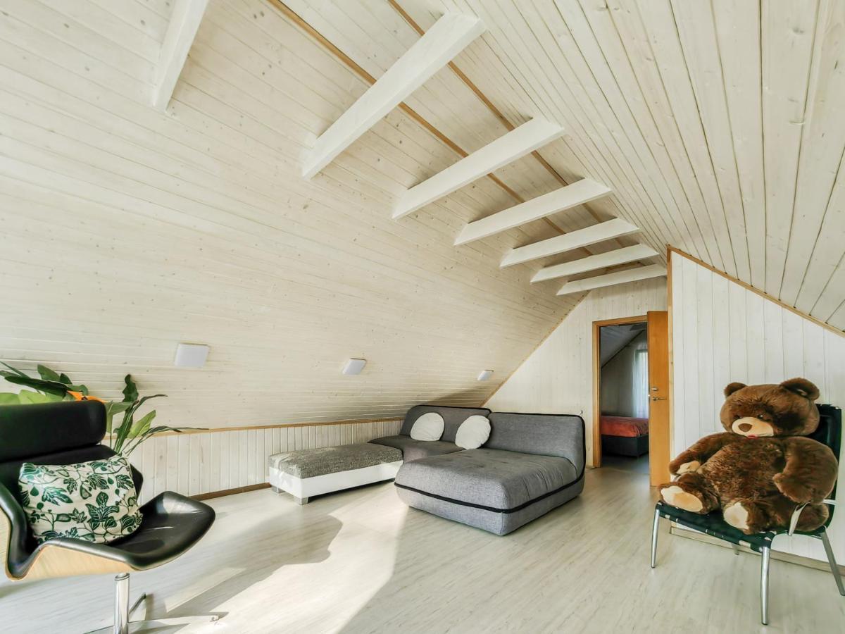 River Bank Vacation Home ยูร์มาลา ภายนอก รูปภาพ